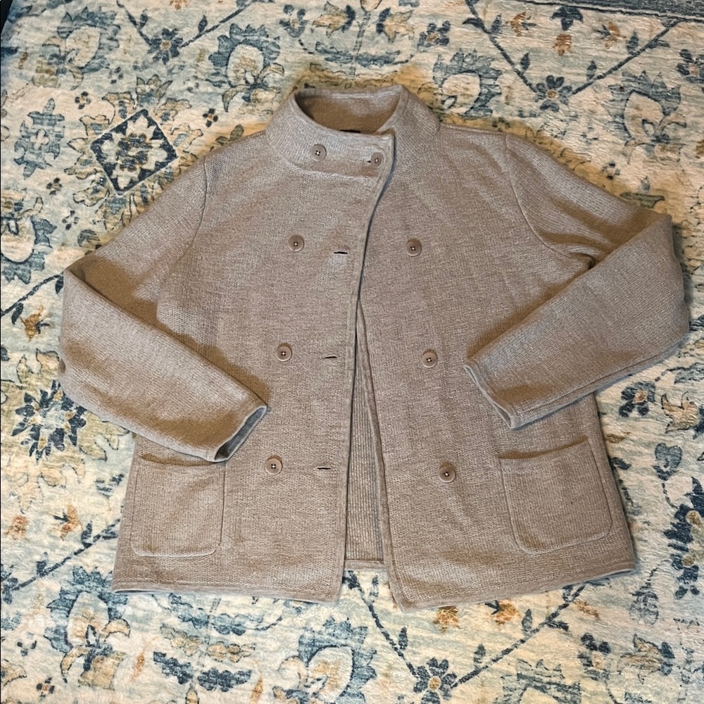 Women’s Double-Breasted Knit Jacket in light gray